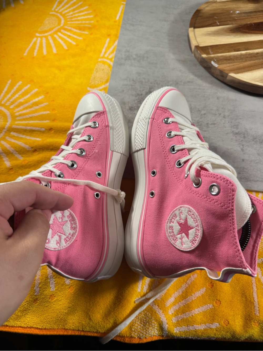 Converse CTAS Lift Hi Women 7. Oops Pink Canvas High Top Sneakers - Picture 4 of 7